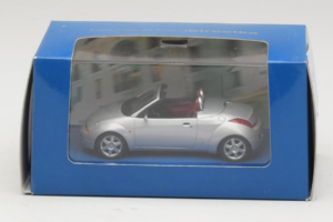 Ford Ka Cabriolet Silber Minichamps 1:43 403086434 Metall — Bild 4 von 4