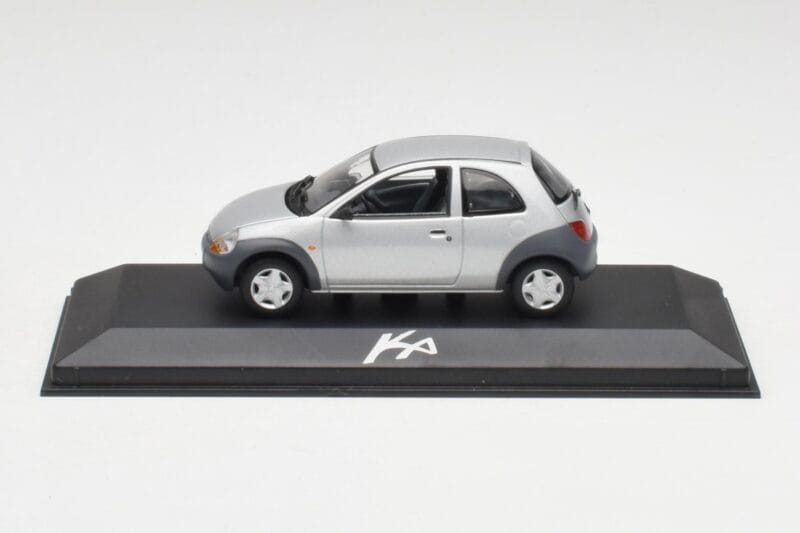 Ford Ka Mk1 Silbergrau Minichamps 1:43 130248 Metall