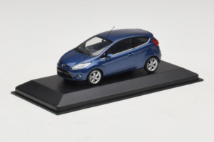Ford Ka Dark Blue Metallic Minichamps 1:43 FORD004 Metall — Bild 2 von 4