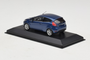Ford Ka Dark Blue Metallic Minichamps 1:43 FORD004 Metall — Bild 3 von 4