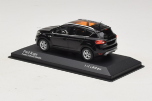 Ford Kuga Black Metallic Minichamps 1:43 400087202 Metall — Bild 3 von 4