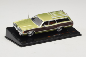 Ford LTD Country Squire Green Bronze IXO 1:43 CLC608N Metall — Bild 2 von 5