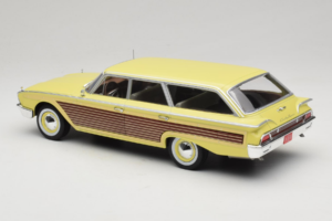 Ford Country Squire Gelb MCG 1:18 MCG18048 Metall — Bild 5 von 6