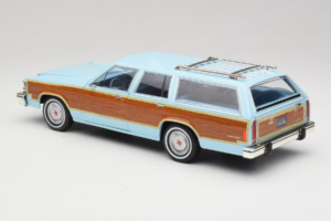 Ford LTD Country Squire Charlie's Angels Movie GreenLight 1:18 19066 Metall — Bild 7 von 8