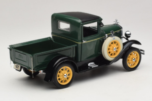 Ford Model A Pickup Valley Green Motor City 1:18 40003 Metall — Bild 3 von 8