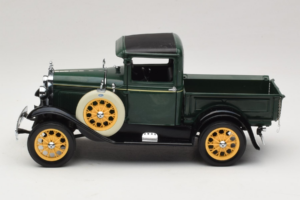 Ford Model A Pickup Valley Green Motor City 1:18 40003 Metall — Bild 4 von 8