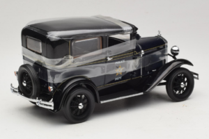 Ford Model A Tudor Police Car Motor City 1:18 43008 Metall — Bild 2 von 6