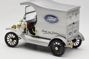 Ford Model T Delivery Truck Silber Eagle Collectibles 1:18 430600 Metall — Bild 5 von 6