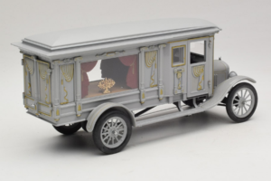 Ford Model T Ornate Carved Hearse Precision Miniatures 1:18 PMSC-07G Metall — Bild 3 von 8