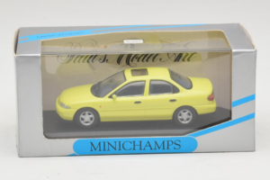 Ford Mondeo Mk1 Citrus Yellow Minichamps 1:43 MIN0821001 Metall — Bild 4 von 4
