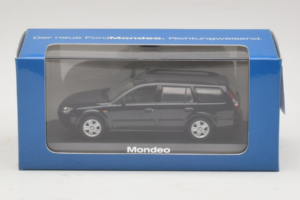 Ford Mondeo Mk3 Touring Schwarz Minichamps 1:43 MONDEO003 Metall — Bild 4 von 4