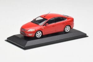 Ford Mondeo Mk4 Colorado Rot Minichamps 1:43 MONDEO001 Metall — Bild 2 von 4