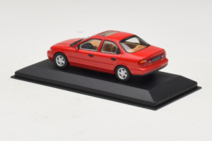 Ford Mondeo Mk1 Sedan Rot Minichamps 1:43 82000 Metall — Bild 3 von 4
