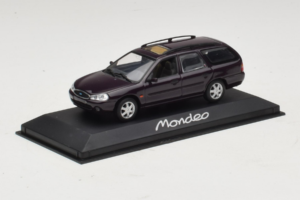Ford Mondeo Mk1 Turnier Dark Blue Metallic Minichamps 1:43 43306312 Metall — Bild 2 von 4