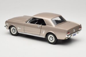 Ford Mustang 1964 1/2 Silber Mira 1:18 6127 Metall — Bild 7 von 8