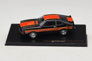 Ford Mustang Cobra II Schwarz IXO 1:43 CLC599N Metall