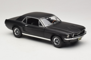 Ford Mustang Creed Movie GreenLight 1:18 13611 Metall — Bild 6 von 8
