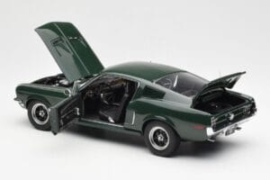 Ford Mustang GT Bullitt Grün AUTOart 1:18 72812 Metall — Bild 5 von 8