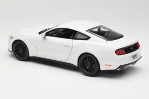 Ford Mustang GT S550 Weiß Maisto 1:18 31197 Metall — Bild 7 von 8