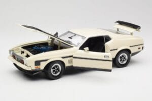 Ford Mustang Mach 1 Weiß Sun Star 1:18 3602 Metall — Bild 2 von 8