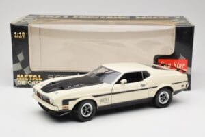 Ford Mustang Mach 1 Weiß Sun Star 1:18 3602 Metall — Bild 8 von 8