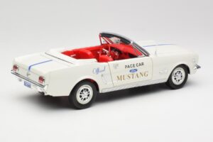 Ford Mustang Pace Car Wimbledon White Solido 1:18 81578 Metall — Bild 3 von 8