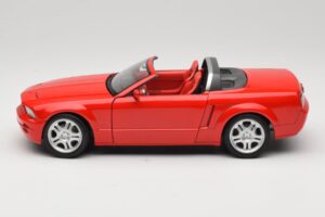 Ford Mustang S197 GT Cabriolet Rot Beanstalk Group 1:18 FOR10016R Metall — Bild 4 von 8