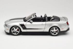 Ford Mustang S197 Roush 427R Cabriolet Silber Maisto 1:18 31669 Metall — Bild 4 von 8