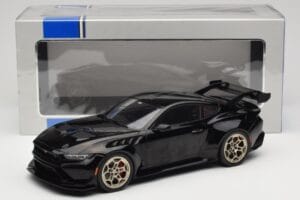Ford Mustang S650 GTD Schwarz IXO 1:18 MCG18578 Metall — Bild 6 von 6