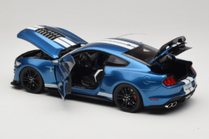 Ford Mustang Shelby GT500 S550 Atlas Blue Metallic IXO 1:18 18RDC244-FO Metall — Bild 5 von 8