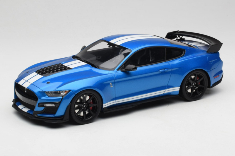 Ford Mustang Shelby GT500 S550 Blau GT Spirit 1:18 GT268 Resin