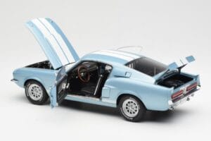 Ford Mustang Shelby GT500 Hellblau Metallic Mit Weißen Streifen AUTOart 1:18 72907 Metall — Bild 5 von 8