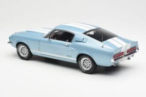 Ford Mustang Shelby GT500 Hellblau Metallic Mit Weißen Streifen AUTOart 1:18 72907 Metall — Bild 7 von 8
