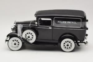 Ford Panel Car Police Patrol Signature Models 1:18 18143 Metall — Bild 3 von 6