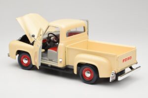 Ford Pickup Colonial Weiß Road Legends 1:18 92148 Metall — Bild 5 von 8