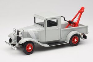 Ford Pick-Up Wrecker Grau Road Signature 1:18 92257 Metall