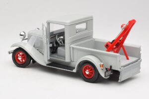Ford Pick-Up Wrecker Grau Road Signature 1:18 92257 Metall — Bild 5 von 8
