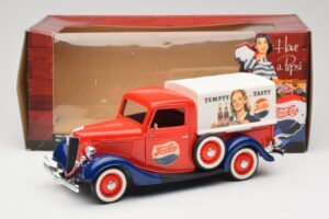 Ford Pickup Truck Pepsi-Cola Solido 1:18 99053 Metall — Bild 8 von 8