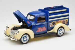 Ford Pepsi-Cola Replica Golden Wheel 1:18 PF351 Metall — Bild 2 von 8