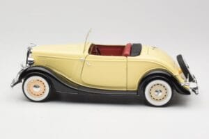 Ford Roadster Dearborn Yellow Solido 1:18 8008 Metall — Bild 4 von 8
