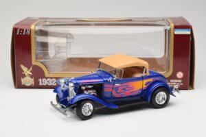 Ford Roadster Street Rod Blau with Fire Road Signature 1:18 92249 Metall — Bild 8 von 8