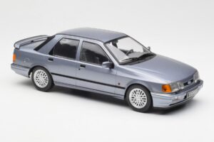Ford Sierra RS Cosworth Hellblau MCG 1:18 MCG18174 Metall — Bild 4 von 6