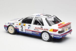 Ford Sierra RS Cosworth 4x4 #3 M. Biasion / T. Siviero Rally Monte Carlo 1992 MCG 1:18 MCG18355R Metall — Bild 5 von 6