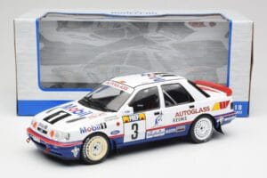 Ford Sierra RS Cosworth 4x4 #3 M. Biasion / T. Siviero Rally Monte Carlo 1992 MCG 1:18 MCG18355R Metall — Bild 6 von 6