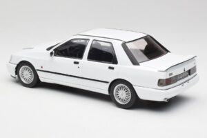 Ford Sierra RS Cosworth 4x4 Weiß MCG 1:18 MCG18353 Metall — Bild 5 von 6