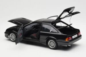 Ford Sierra RS Cosworth Schwarz AUTOart 1:18 72861 Metall — Bild 5 von 8