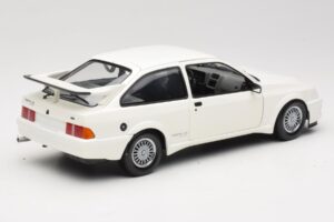 Ford Sierra RS Cosworth Weiß Minichamps 1:18 150084000 Metall — Bild 3 von 8