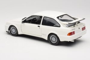 Ford Sierra RS Cosworth Weiß Minichamps 1:18 150084000 Metall — Bild 7 von 8