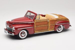 Ford Sportsman Rot Road Signature 1:18 20048 Metall