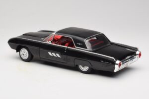 Ford Thunderbird Schwarz Anson 1:18 30344 Metall — Bild 7 von 8